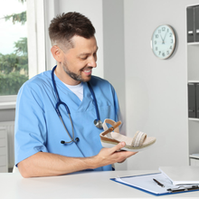 Load image into Gallery viewer, OrthoSky - ergonomische schmerzlindernde Sandalen für Damen
