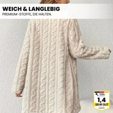 Load image into Gallery viewer, AlpineCozy - hochwertiger Kuschelmantel für den Winter
