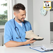Load image into Gallery viewer, IceWalk - schmerzlindernde &amp; wasserfeste Thermo-Barfußschuhe
