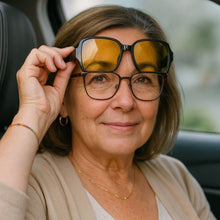 Load image into Gallery viewer, OptiNight - Weniger Blendung. Mehr Sicherheit
